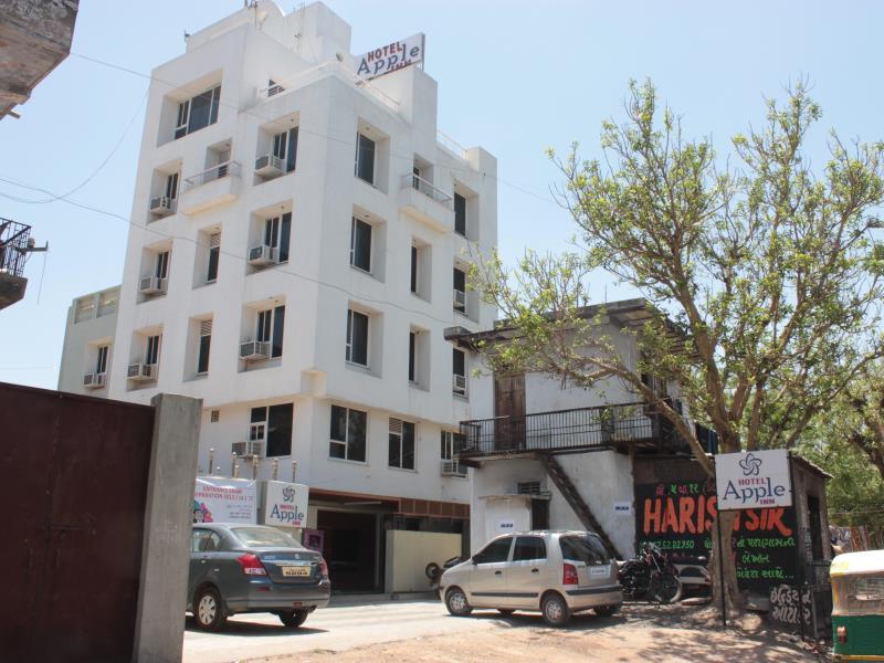 Hotel Apple Inn Ahmedabad Buitenkant foto